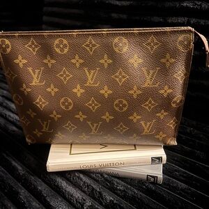 Vintage Louis Vuitton toiletry 26
